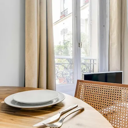 Modern 1br 2p - Montmartre Apartmán *